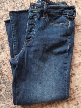 Women's Old  Navy OG Button Fly High Rise Straight-Leg Jeans. Raw Hem. Sz 10.